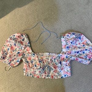 For love and lemons floral puffy sleeve crop top